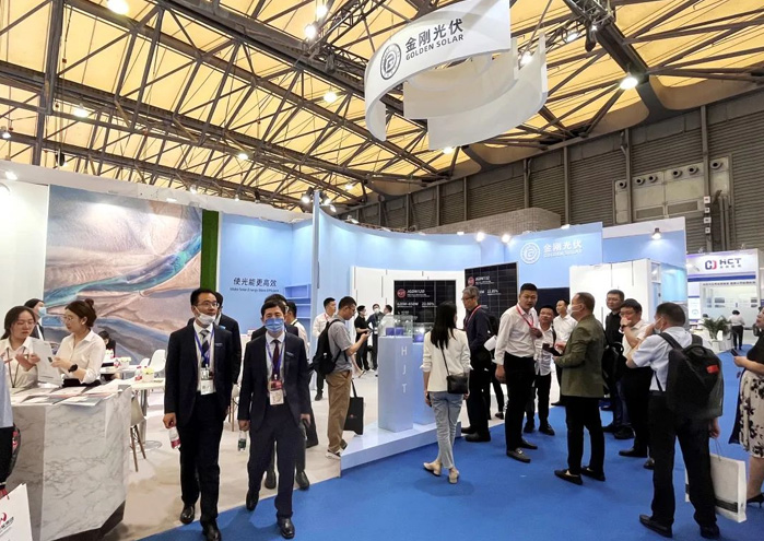 w66利来光伏初次亮相SNEC光伏大会暨(上海)展览会，超高人气见证品牌实力！